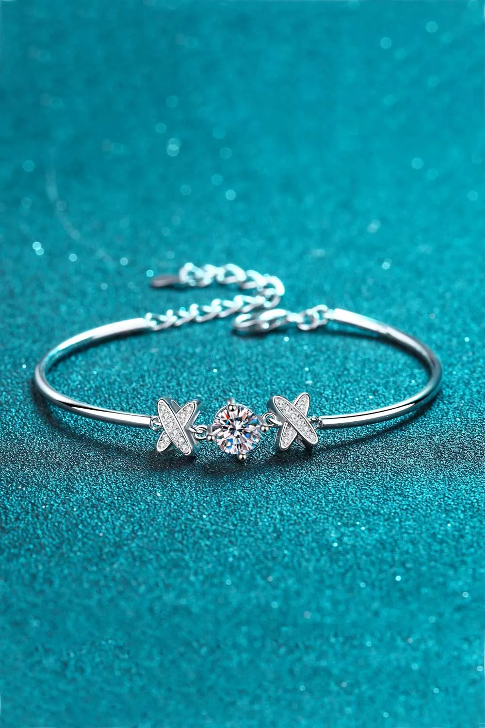 *APP EXCLUSIVE* Happy State of Mind XOX 1 Carat Moissanite Bracelet