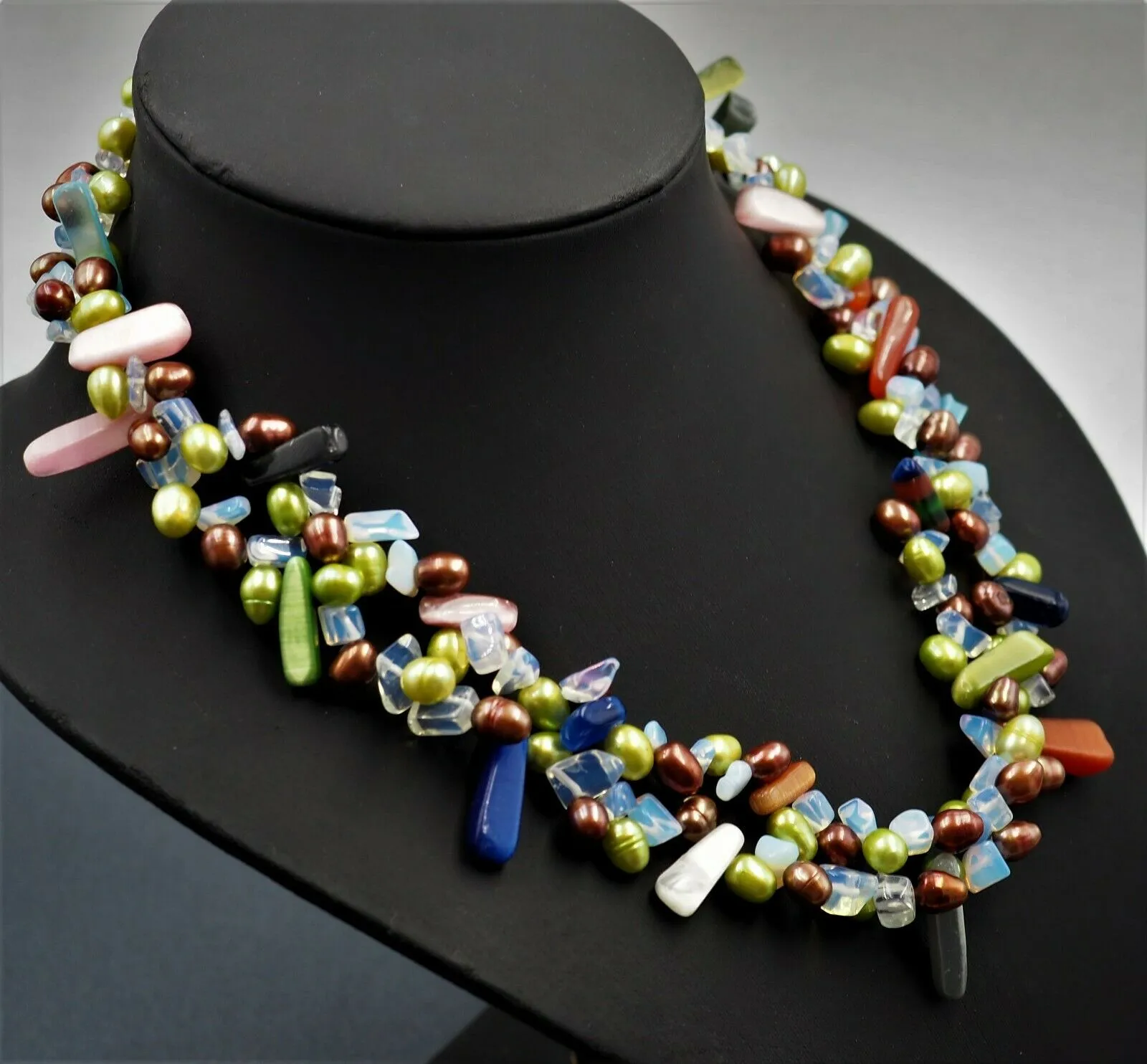 Dyed Freshwater Pearl & Glass Necklace