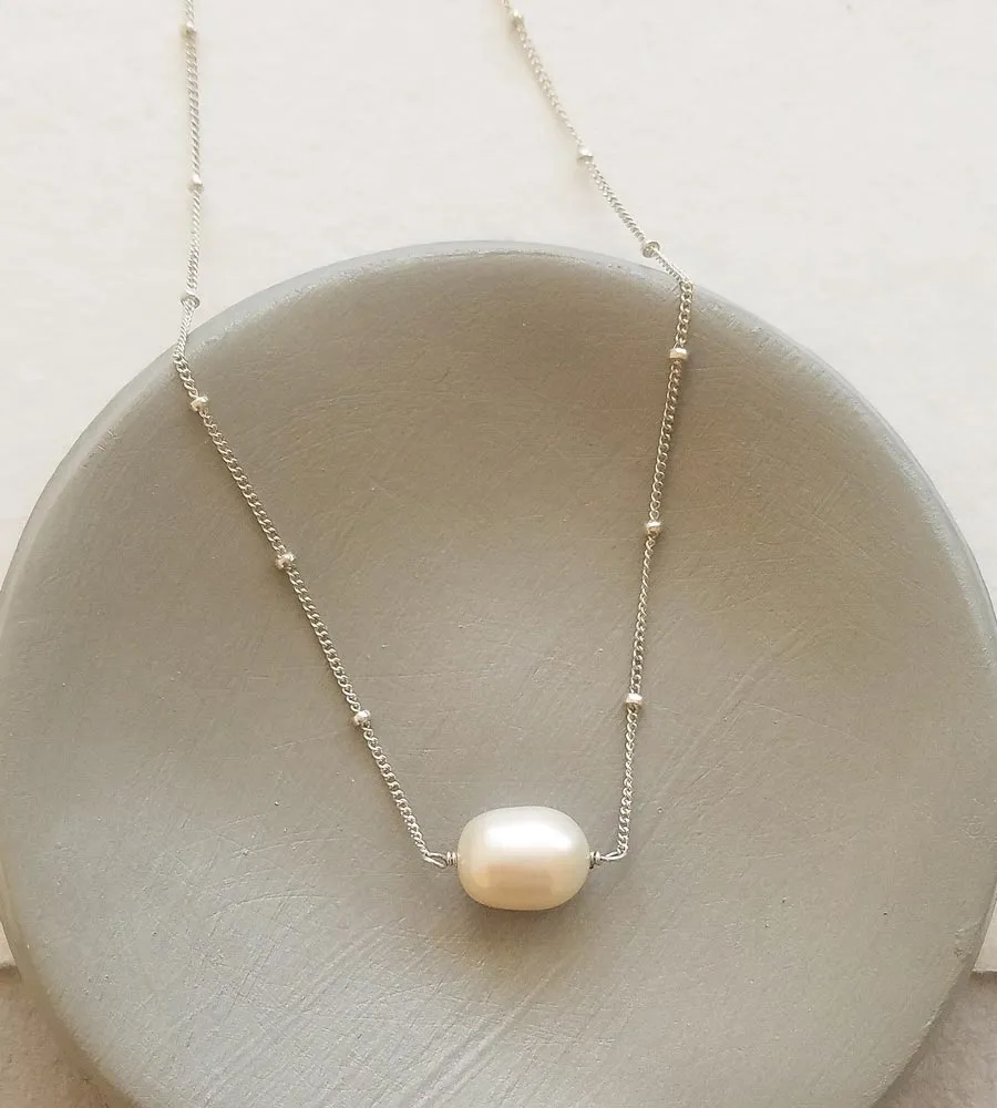 Elle Pearl Necklace