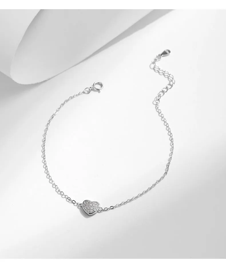 Exquisite Heart Shaped Sterling Silver Bracelet for Women with Zircon Gemstones