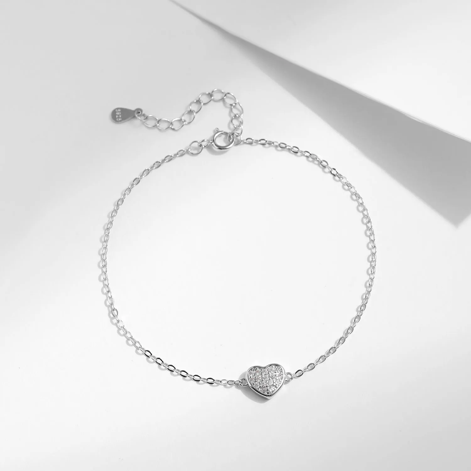 Exquisite Heart Shaped Sterling Silver Bracelet for Women with Zircon Gemstones