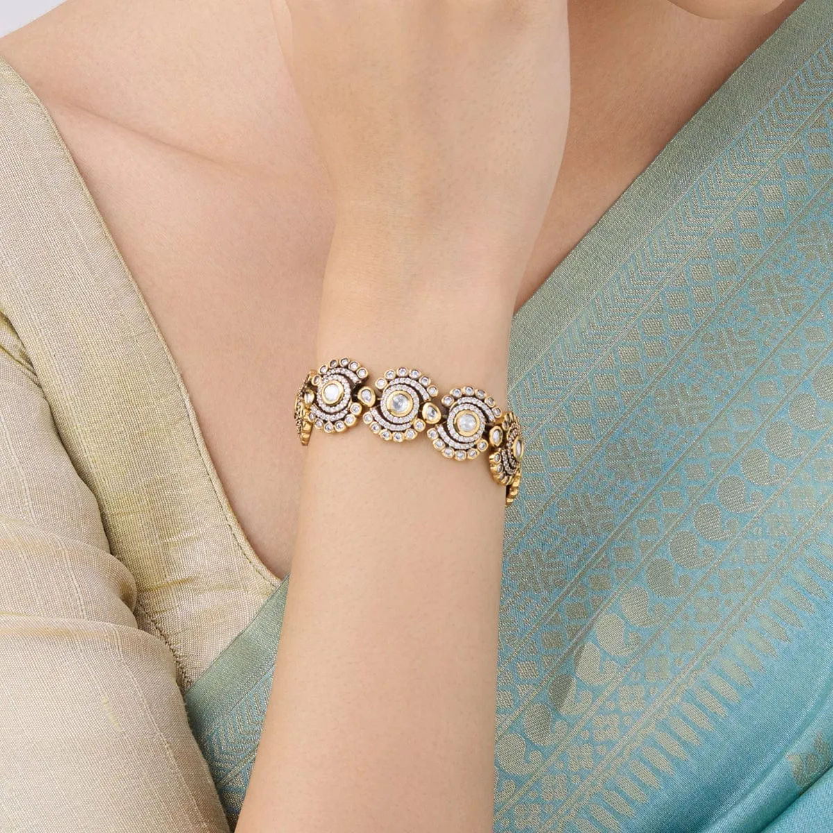 Kundan Bracelet 161592