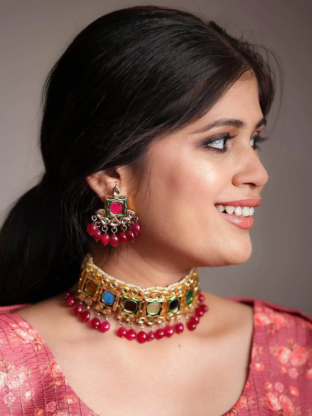 Navratna Choker