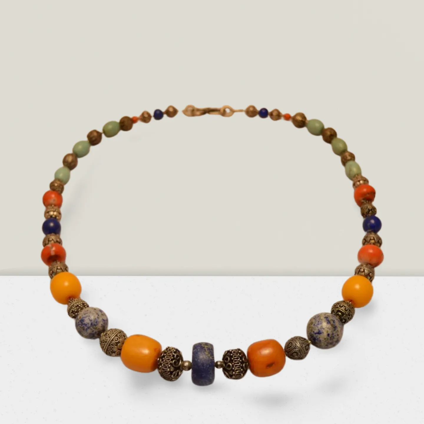 Necklace in sterling silver with various gemstones incl lapis lazulis, carnelian