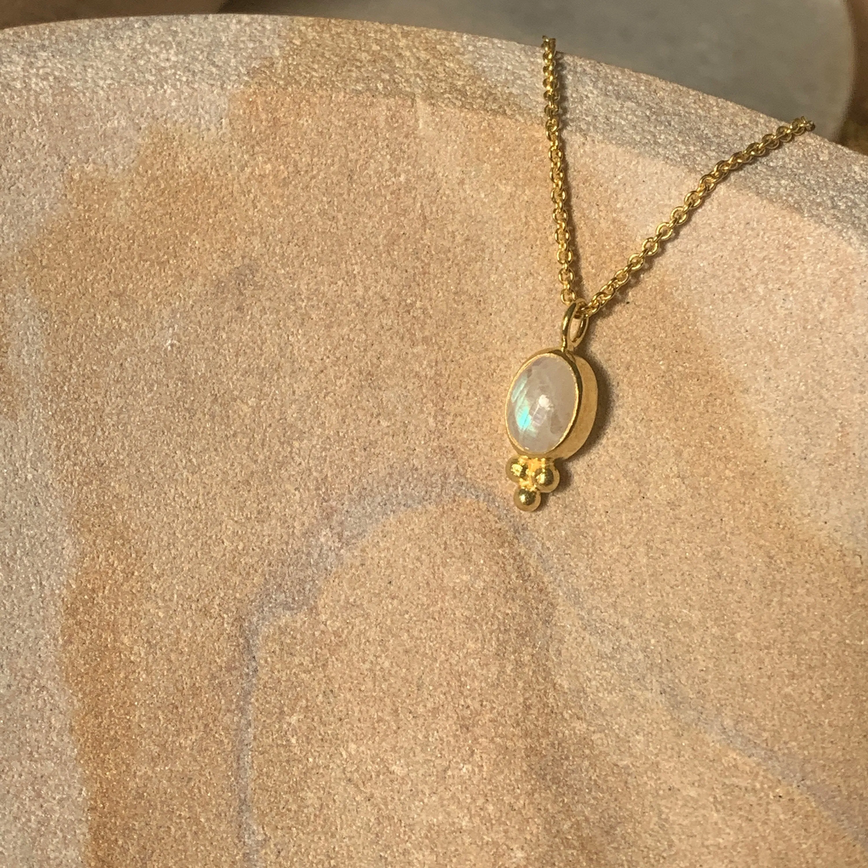 Oval Gold Rainbow Moonstone Necklace