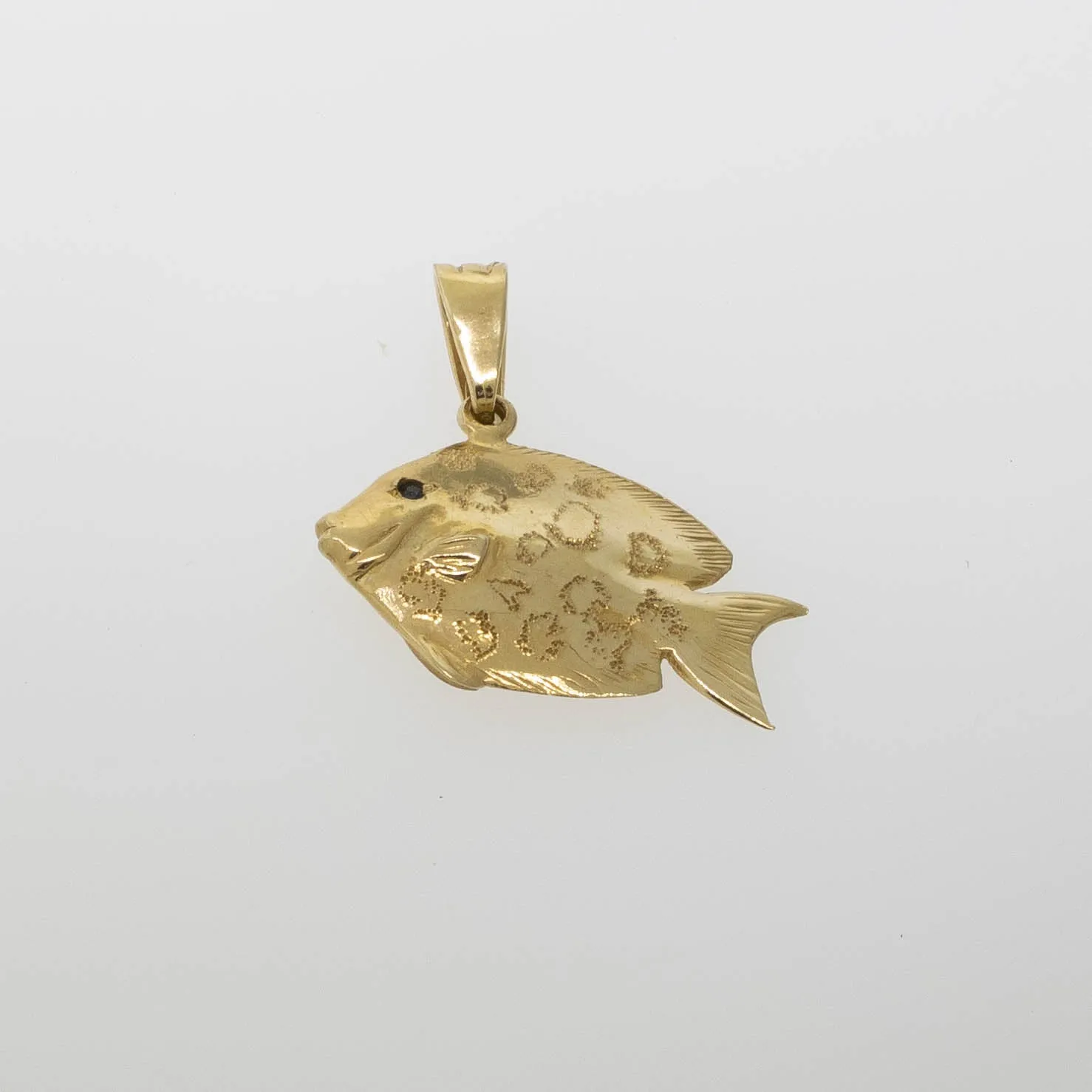 Preowned 14K Yellow Gold Double-Sided Tropical Fish Pendant with Sapphires