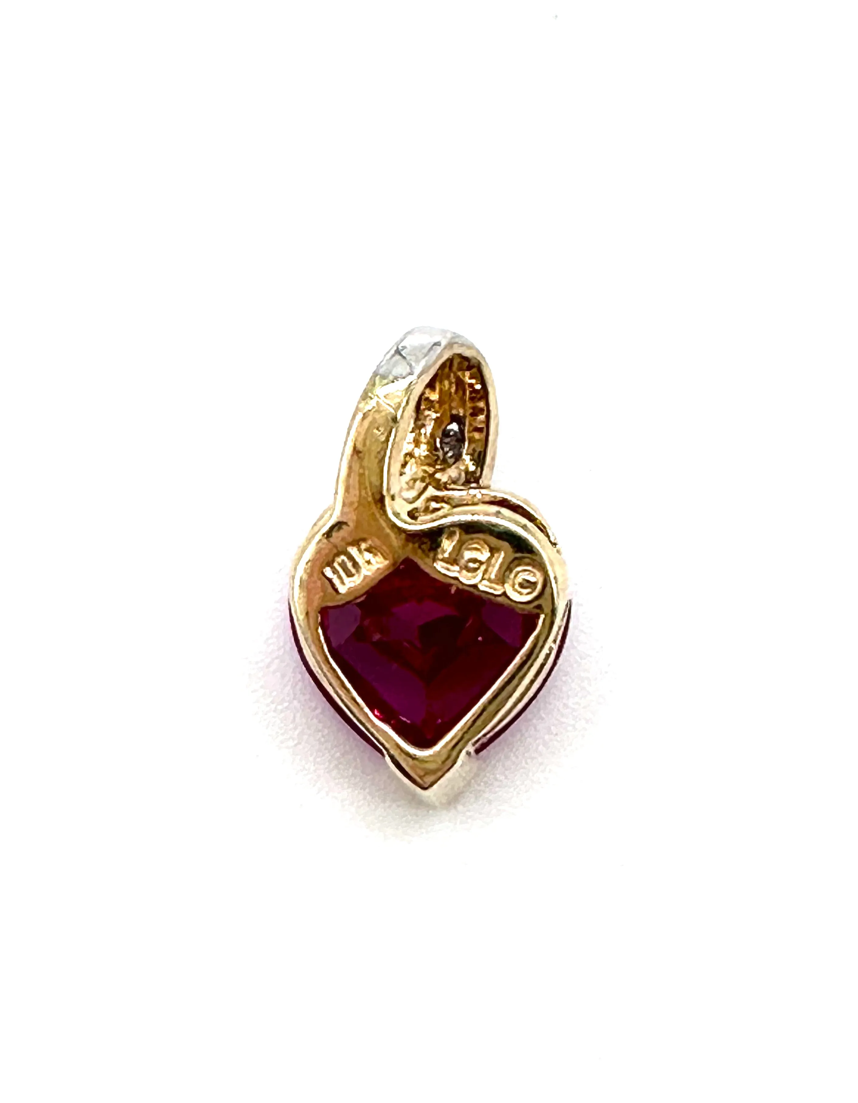 Red stone heart pendant