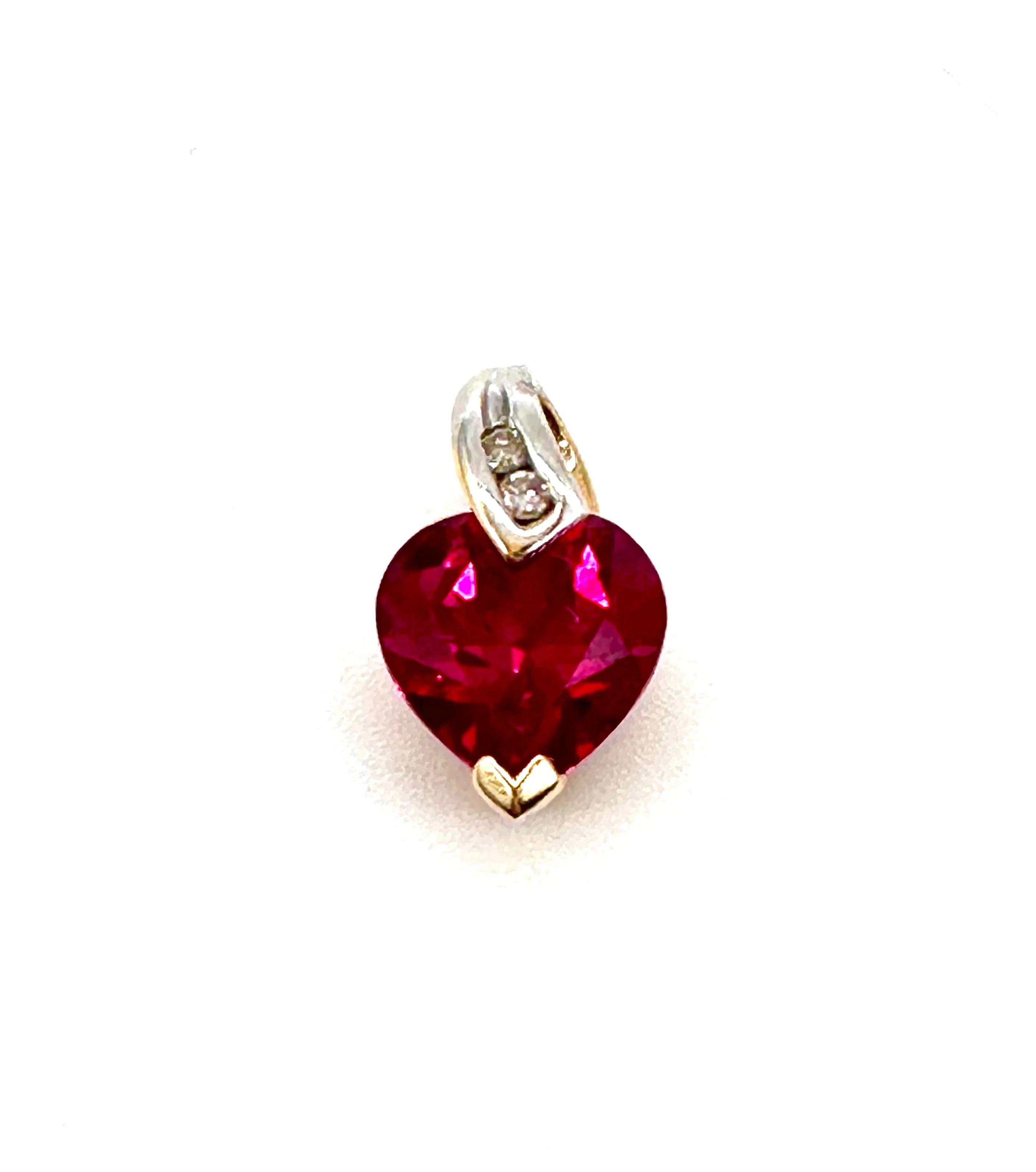 Red stone heart pendant