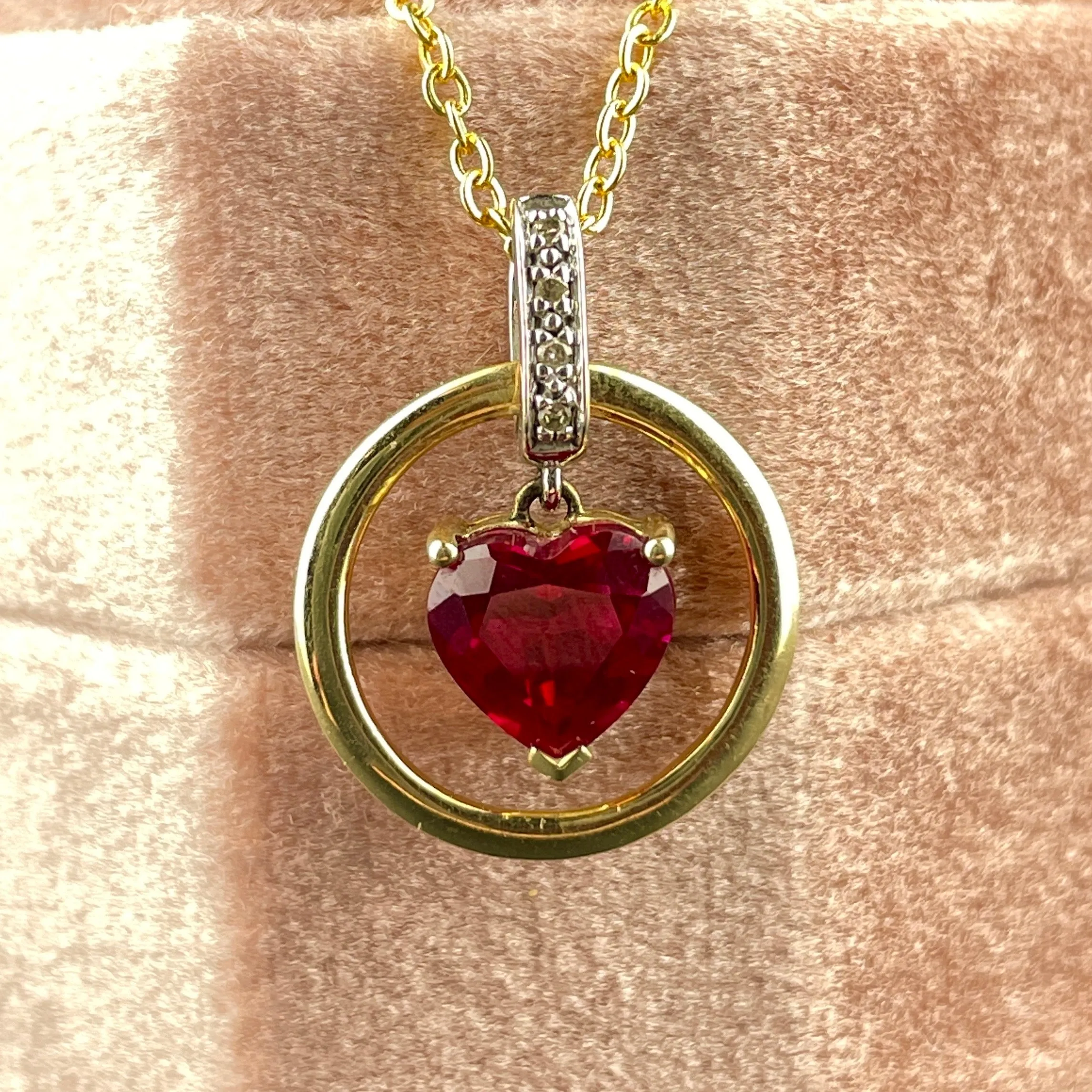 Vintage 10K Gold Diamond Ruby Floating Heart Pendant Necklace